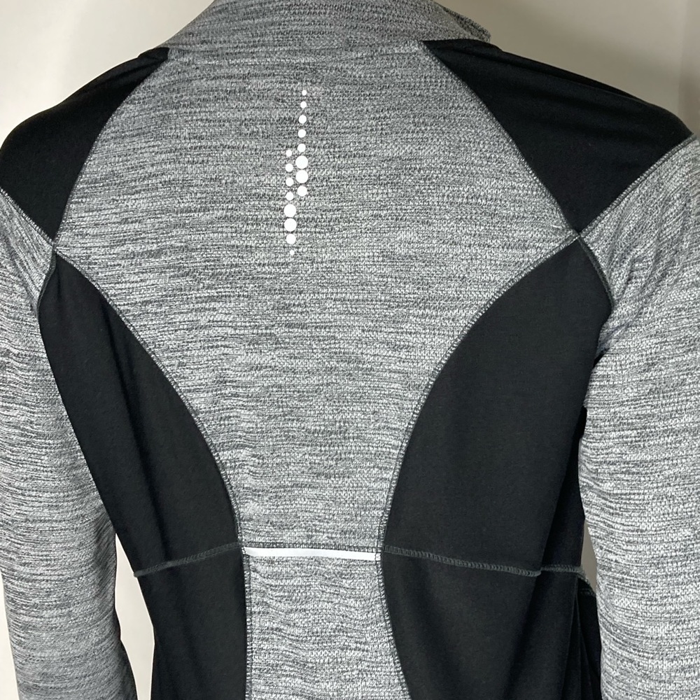 Avia 1/4 Zip Long Sleeve with thumb holes Sz M - Picture 8 of 8